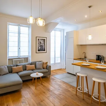 Appartement 4 Guests Moderne&lumineux 8ᵉ Paris